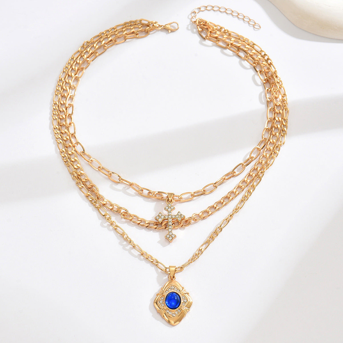 💥【Compra 1, llévate 1 gratis】【Conjunto de collar dorado de moda con detalles de lujo】Collar de piedras preciosas azules cuadradas Nuevo nicho