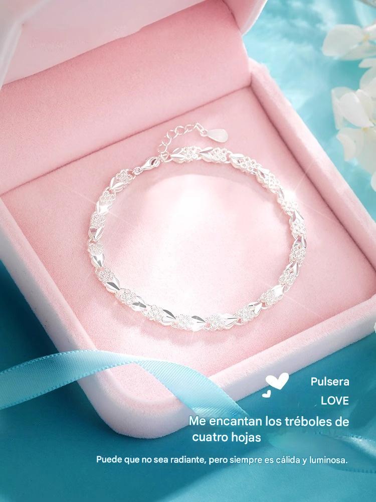 😀👉【¡Compra uno y llévate otro gratis!】💖🍀Me encanta la nueva pulsera de plata 925 con trébol de cuatro hojas para mujer, ¡a la moda!【50% de descuento】